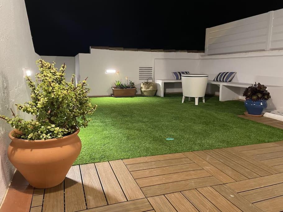 Casa Lola Conil, Azotea Al Mar Y Parking Solo Familias O Parejas Villa Conil De La Frontera Exterior photo